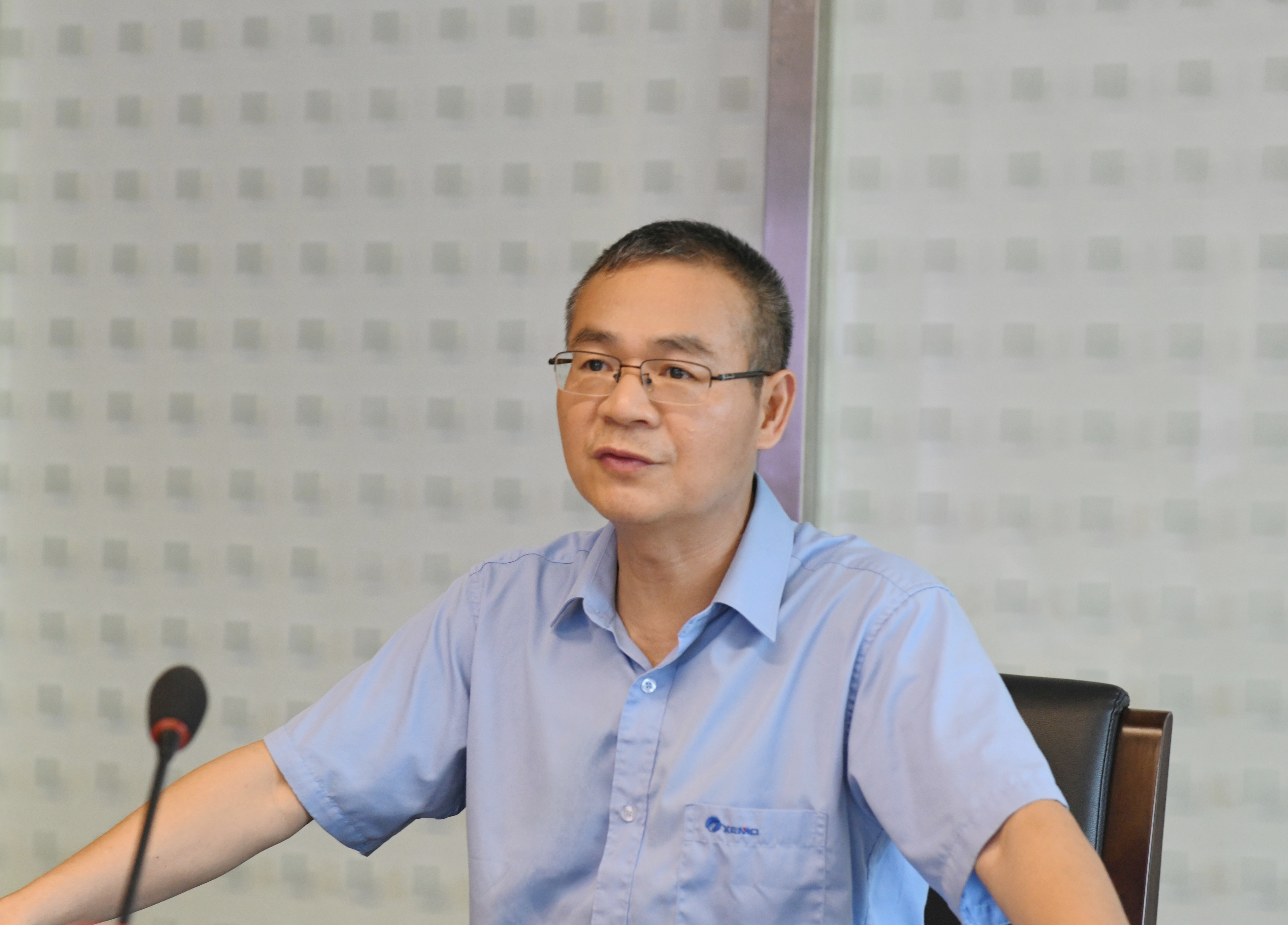 單人照.jpg 單人照.jpg